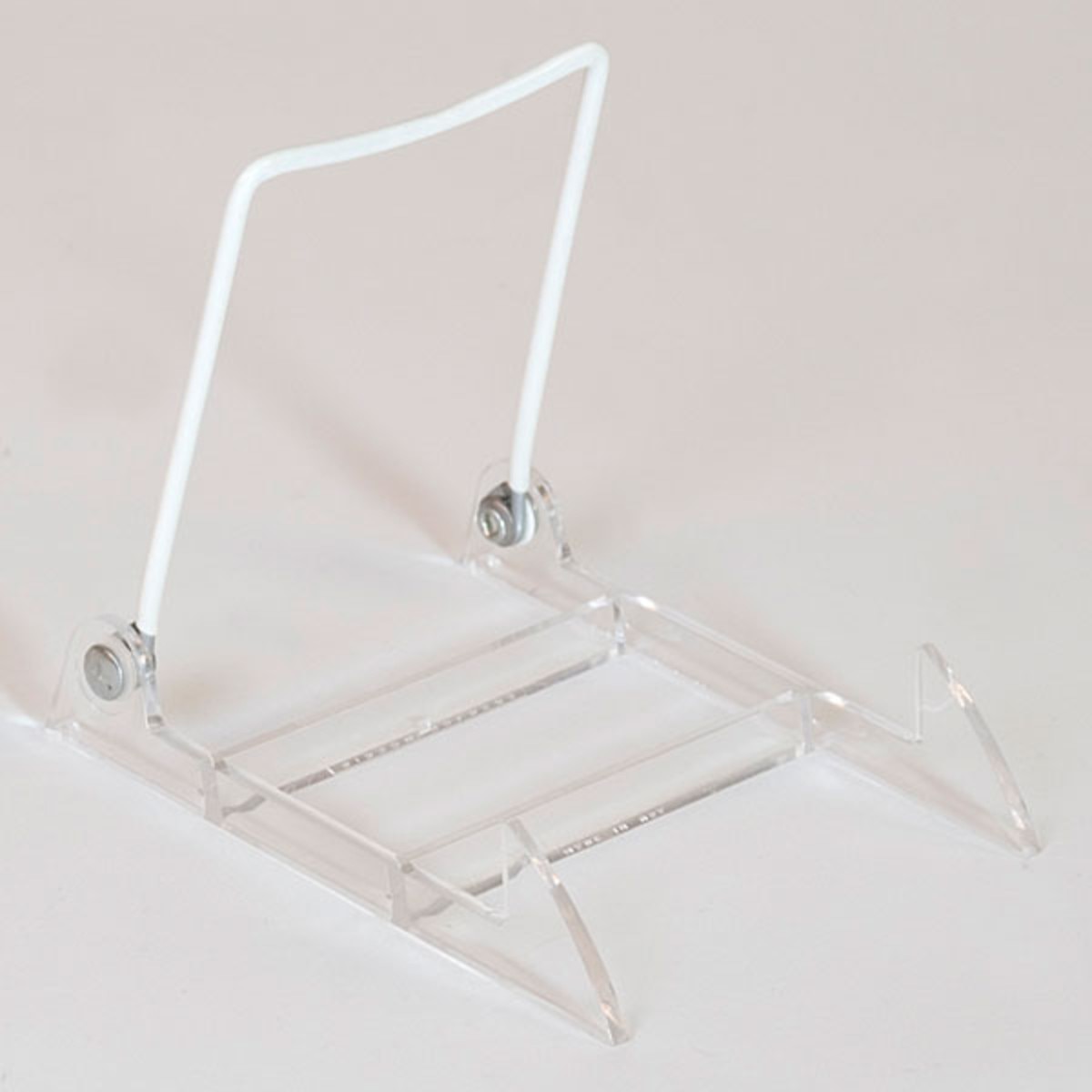 Display easel 5-1/2"x3-7/8"x4" - clear plastic base/white upright