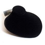 Slatwall jewelry bust 4-3/4"w x 4-5/8"h x 2-1/8"d - black